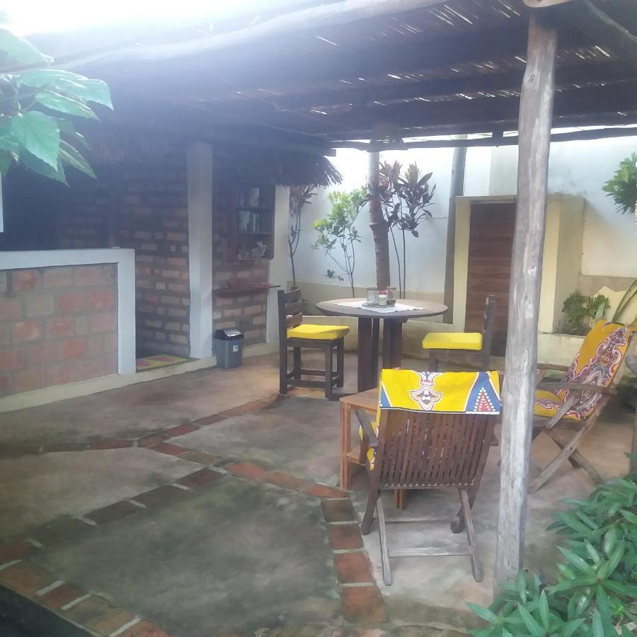 Casa Camaleao Gekko Cottadge Hotel Praia do Praia do Tofo Buitenkant foto